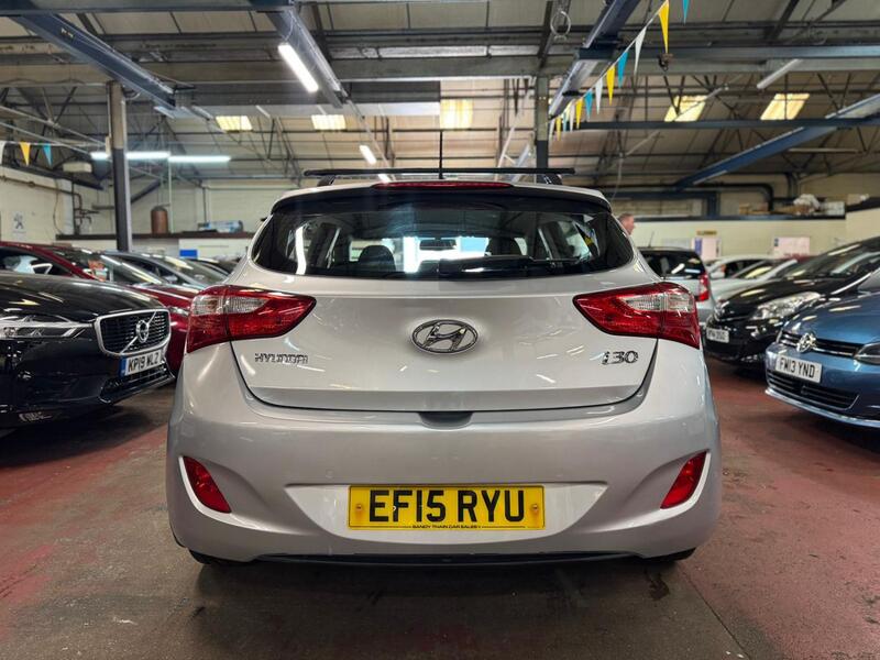 HYUNDAI I30 1.6 CRDi Blue Drive SE 2015