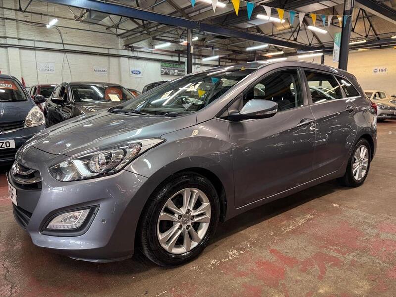 HYUNDAI I30 1.6 CRDi Blue Drive Style Nav 2014