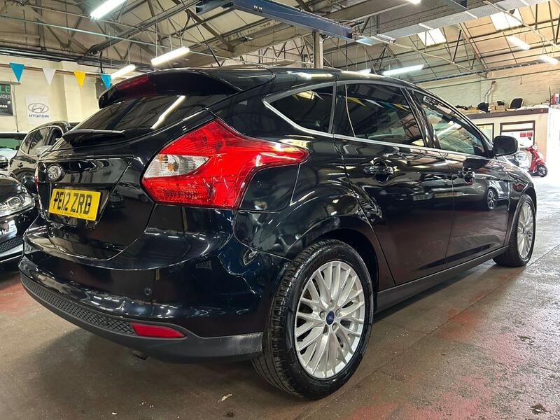 FORD FOCUS 1.6 Zetec 2012