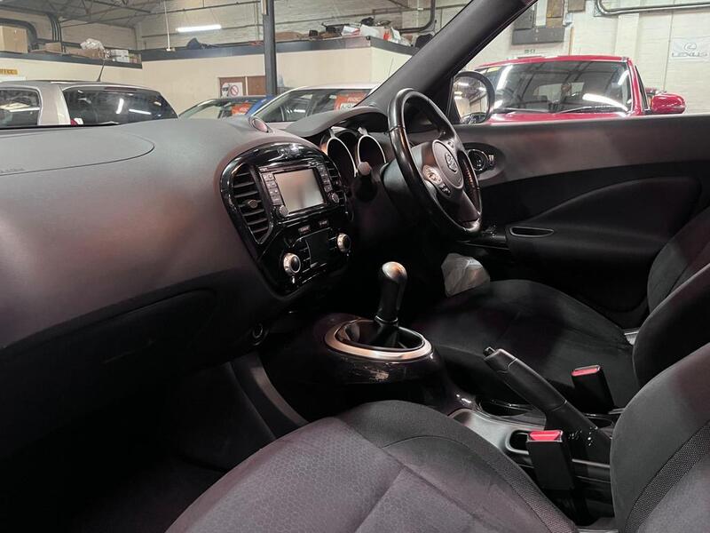 NISSAN JUKE 1.6 n-tec 2014