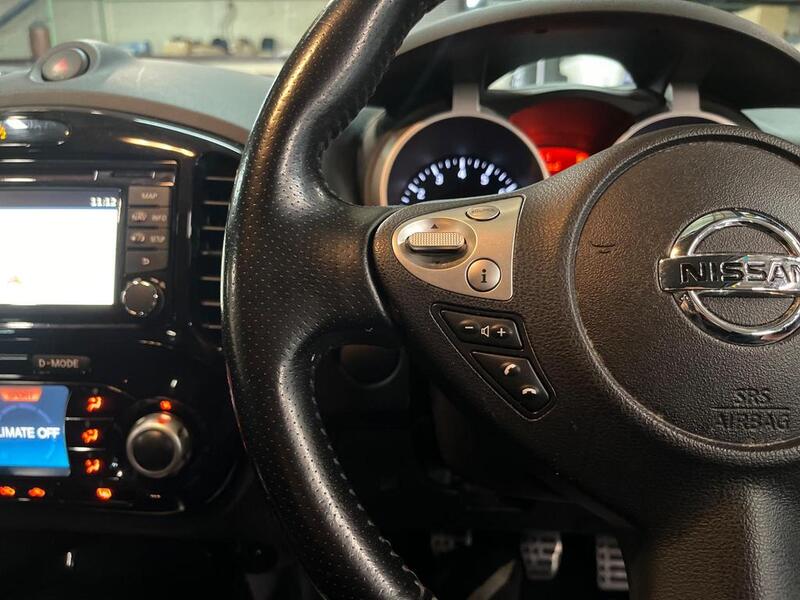 NISSAN JUKE 1.6 n-tec 2014