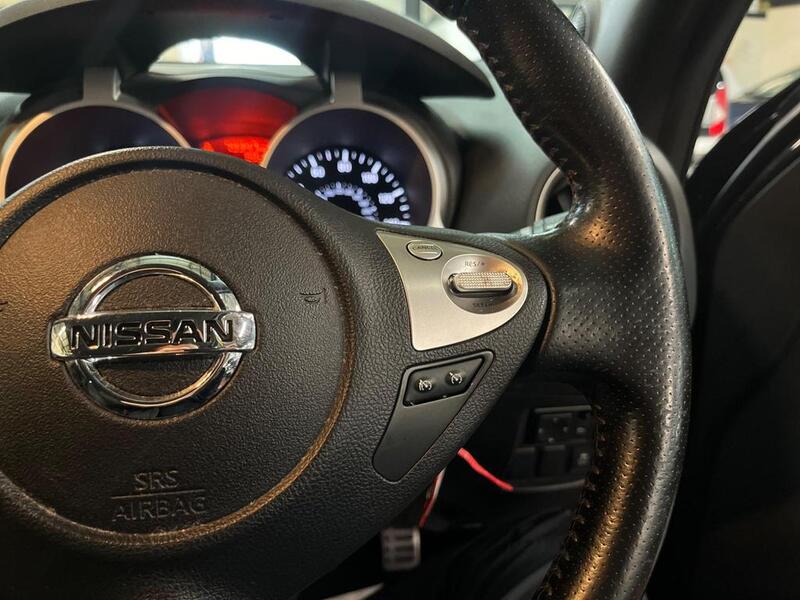 NISSAN JUKE 1.6 n-tec 2014