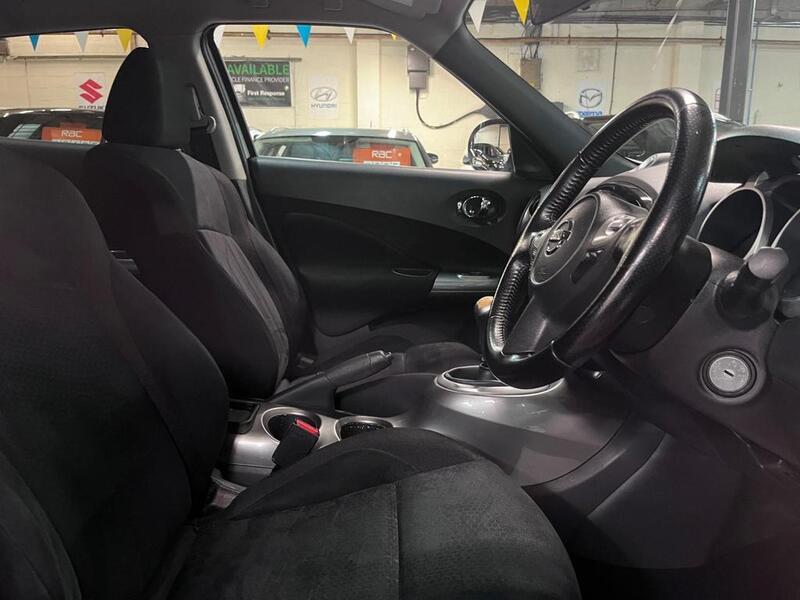 NISSAN JUKE 1.6 Acenta Premium 2011