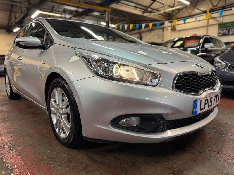 KIA CEED 1.4 CRDi VR7 2015