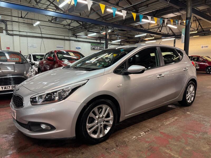 KIA CEED 1.4 CRDi VR7 2015