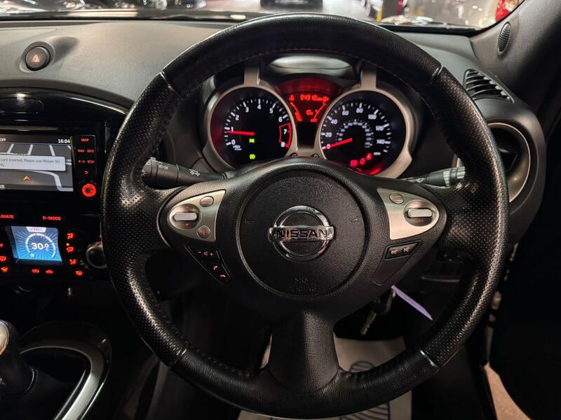 NISSAN JUKE 1.6 n-tec 2013