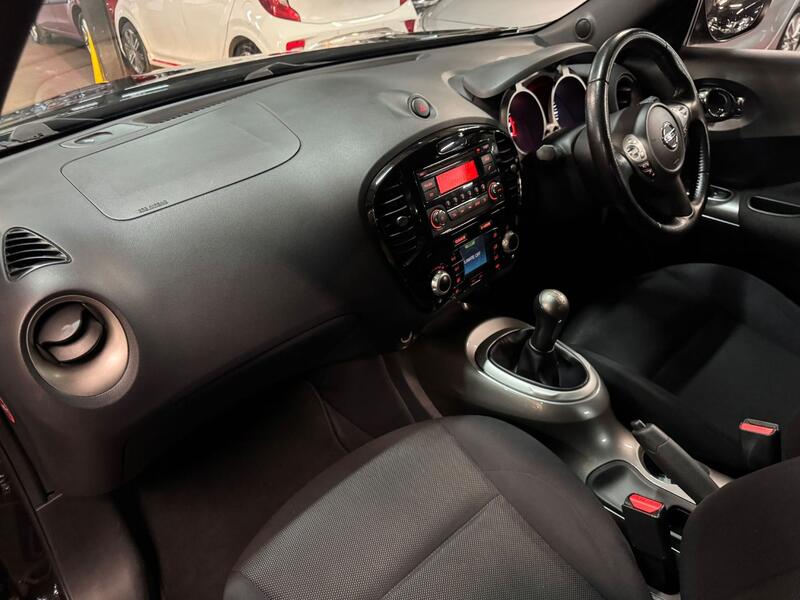 NISSAN JUKE 1.6 Acenta 2013