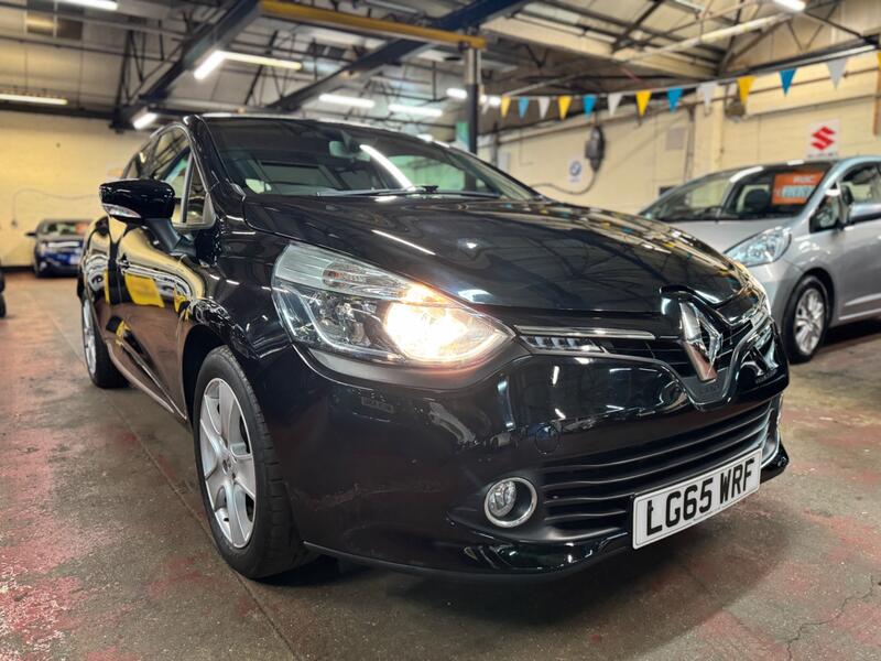 RENAULT CLIO 1.2 Dynamique Nav 1.2 16V 75 2015