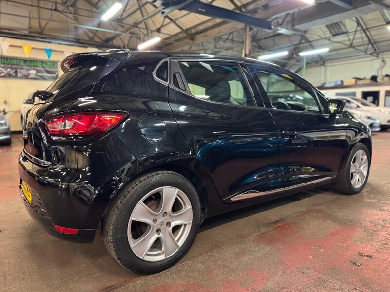 RENAULT CLIO 1.2 Dynamique Nav 1.2 16V 75 2015