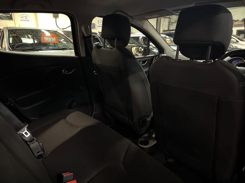 RENAULT CLIO 1.2 Dynamique Nav 1.2 16V 75 2015