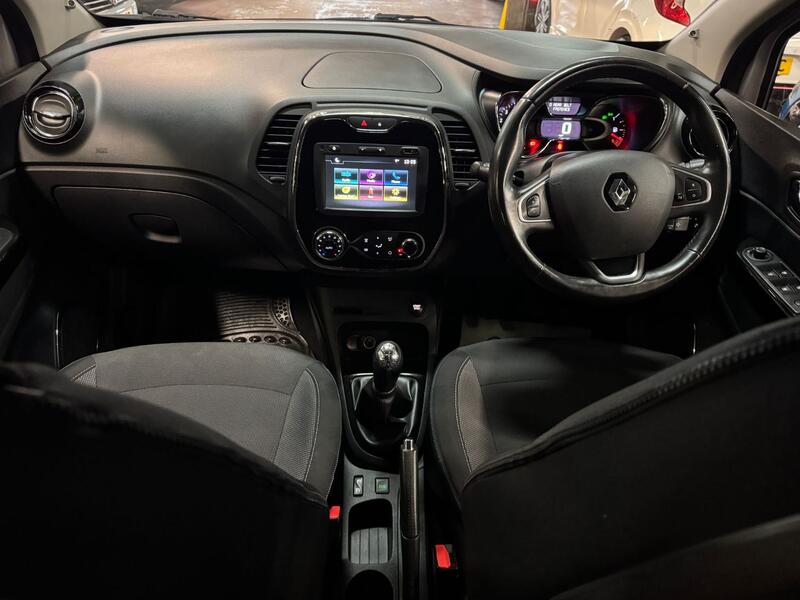 RENAULT CAPTUR 1.5 Dynamique Nav dCi 90 2016