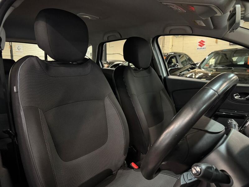 RENAULT CAPTUR 1.5 Dynamique Nav dCi 90 2016