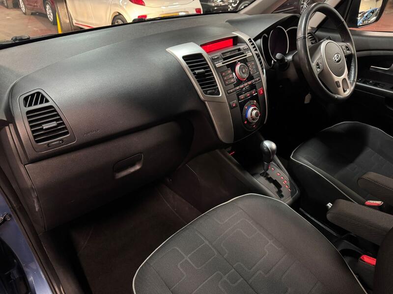 KIA VENGA 1.6 2 2014