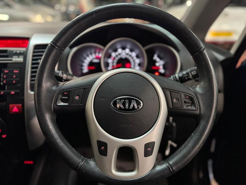 KIA VENGA 1.6 2 2014