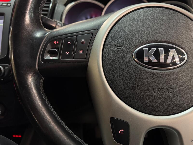 KIA VENGA 1.6 3 2016