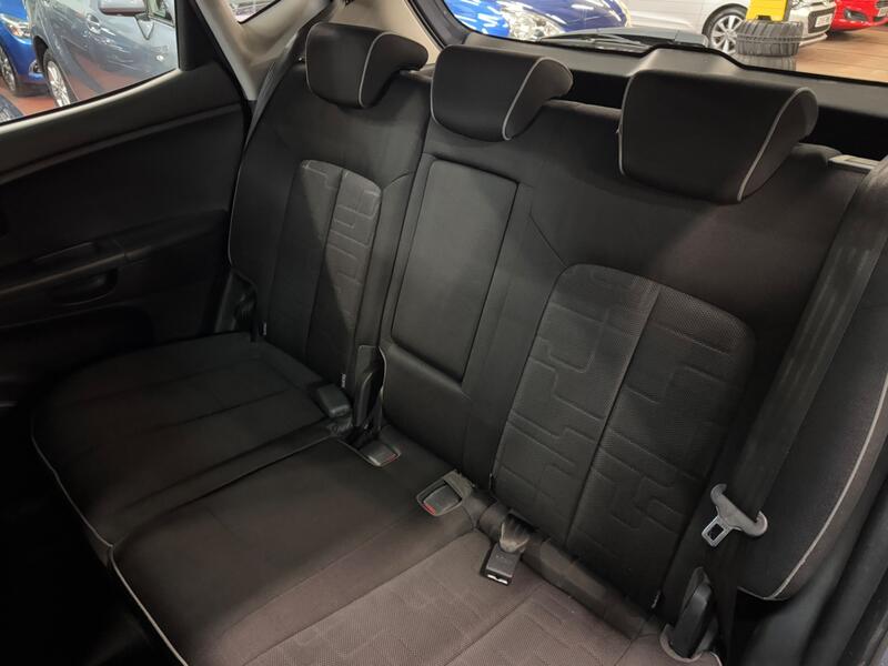 KIA VENGA 1.6 3 2016