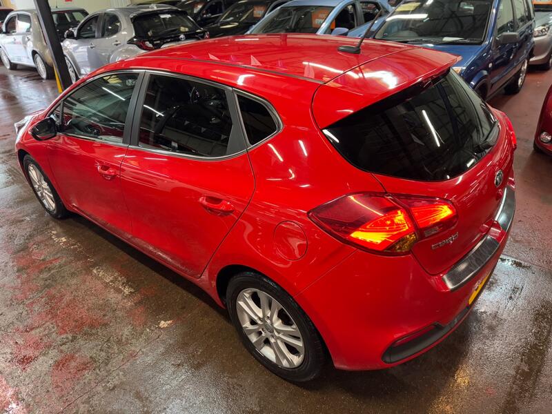 KIA CEED 1.6 CRDi EcoDynamics 3 2015