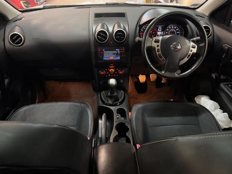 NISSAN QASHQAI 1.6 360 2013