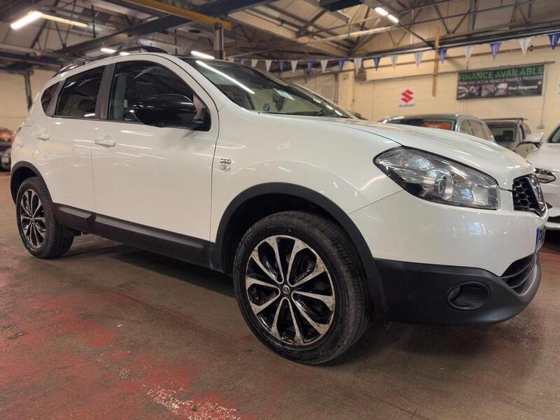 NISSAN QASHQAI 1.6 360 2013