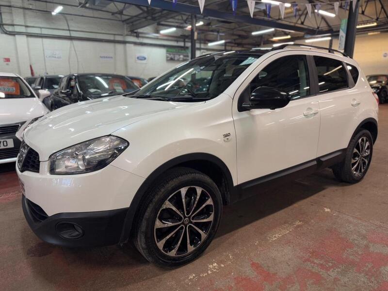 NISSAN QASHQAI 1.6 360 2013