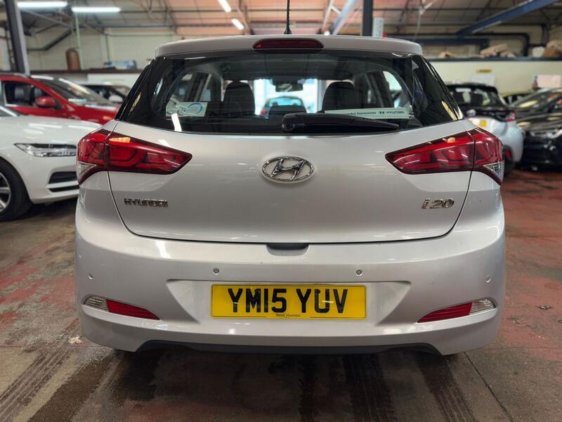 HYUNDAI I20 1.4 SE 2015